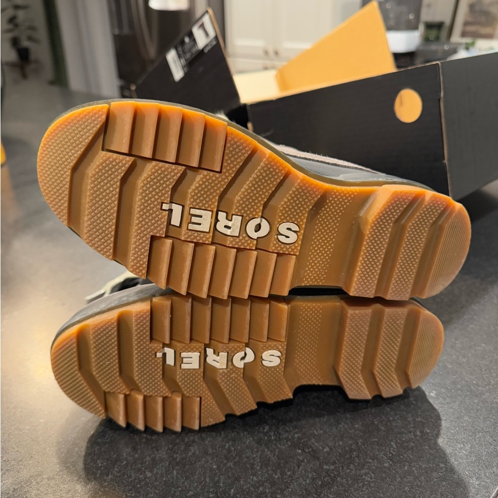 SOREL Women's Tivoli IV Tall Boot - Picture 2 of 6